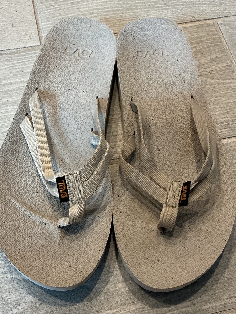 Teva Reflip Womens Light Gray Foam Flip Sandals Webbing Straps Women’s Sz 11